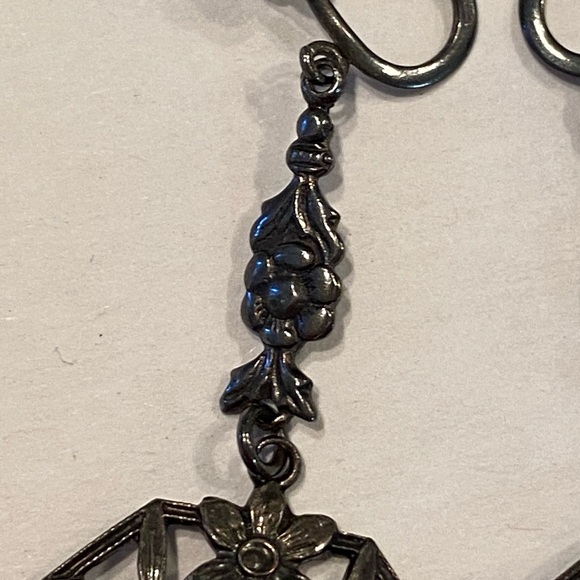 Vintage Amethyst and Sterling Screw Backs circa 1920s - Picture 4 of 9